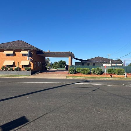 Adelong Motel Narrabri Buitenkant foto