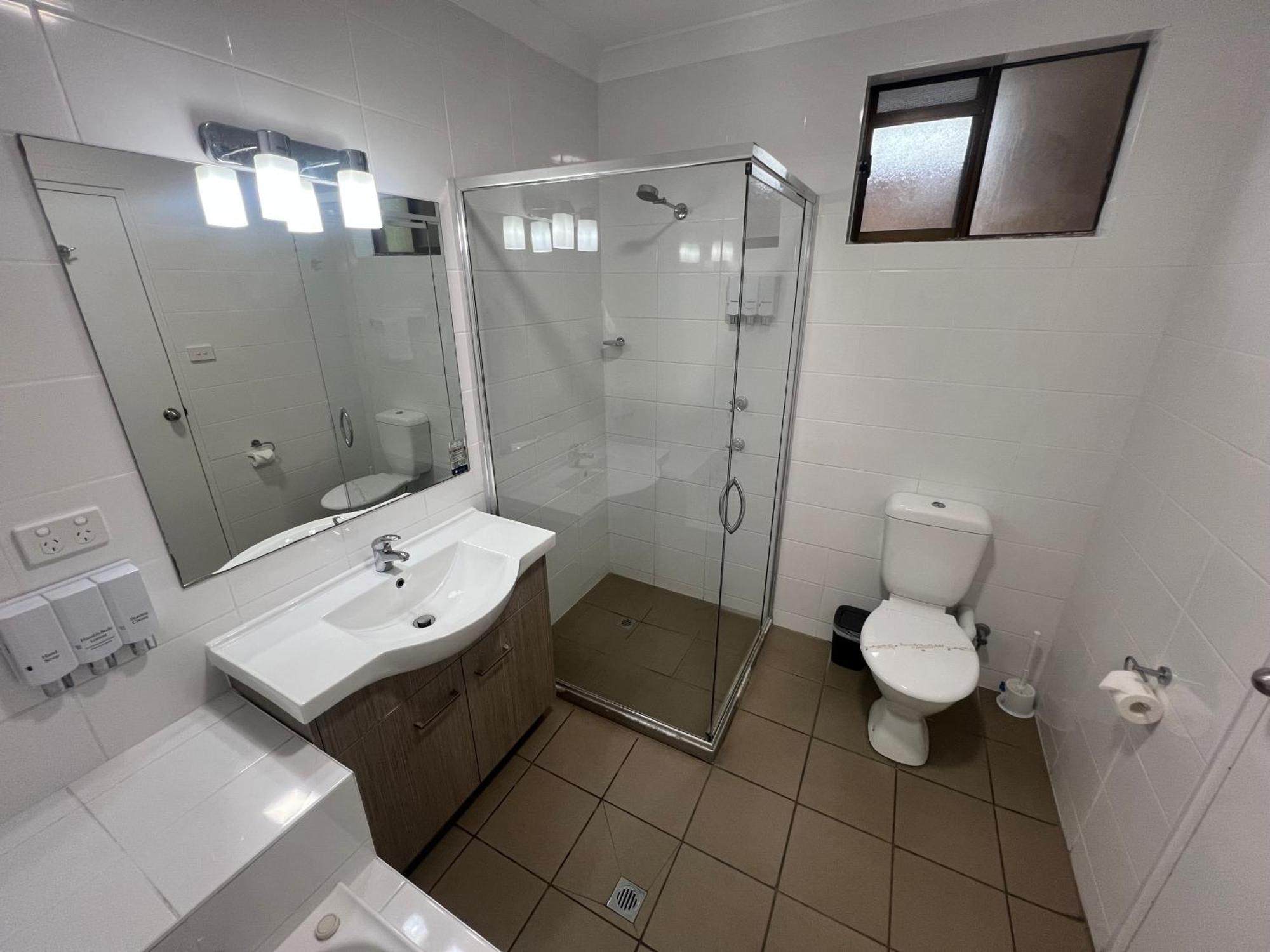 Adelong Motel Narrabri Buitenkant foto