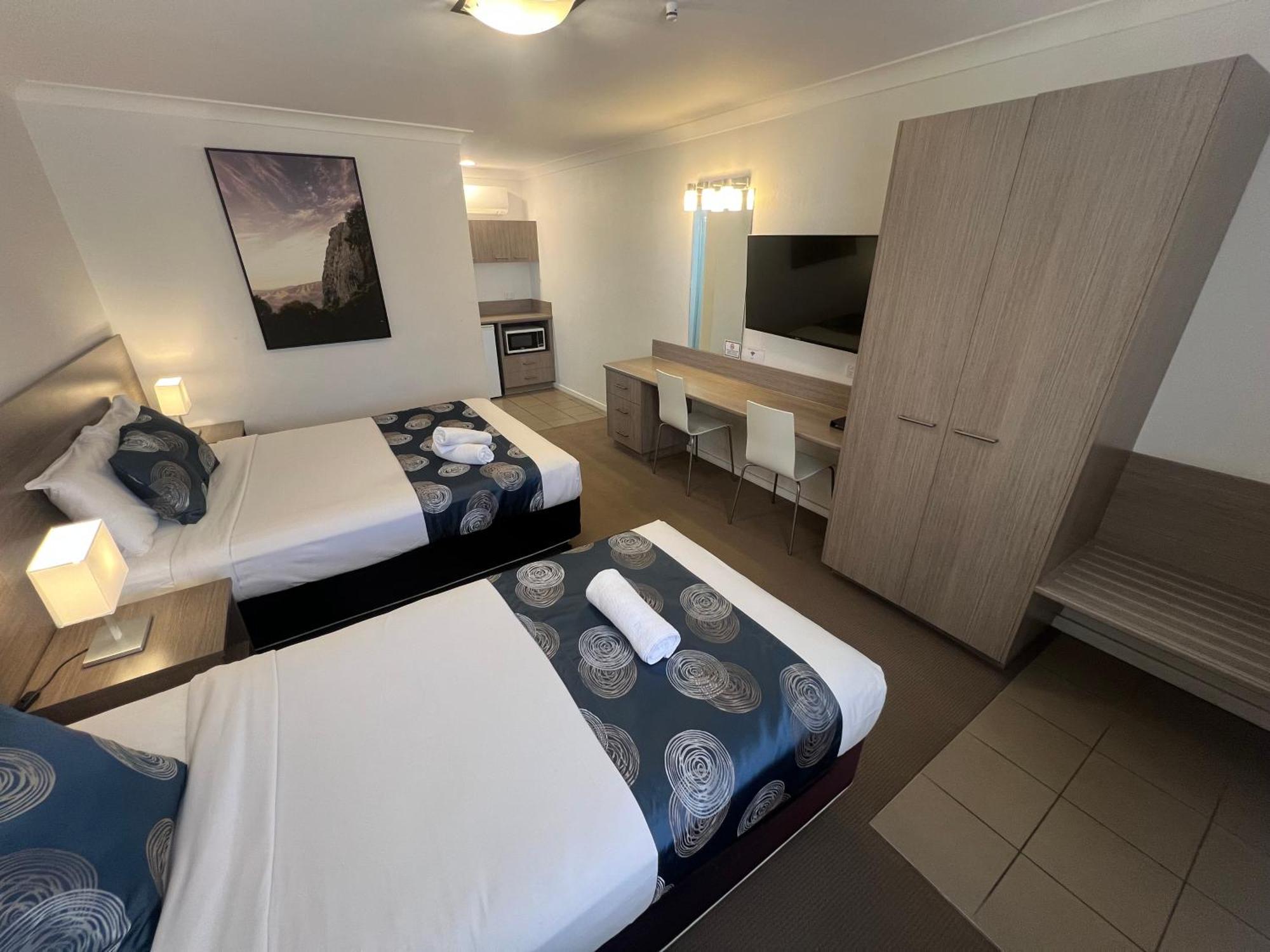 Adelong Motel Narrabri Buitenkant foto